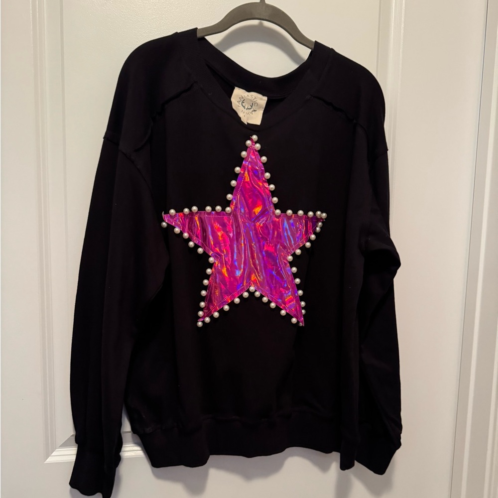 Fantastic Fawn Black Sweater with Pink Star